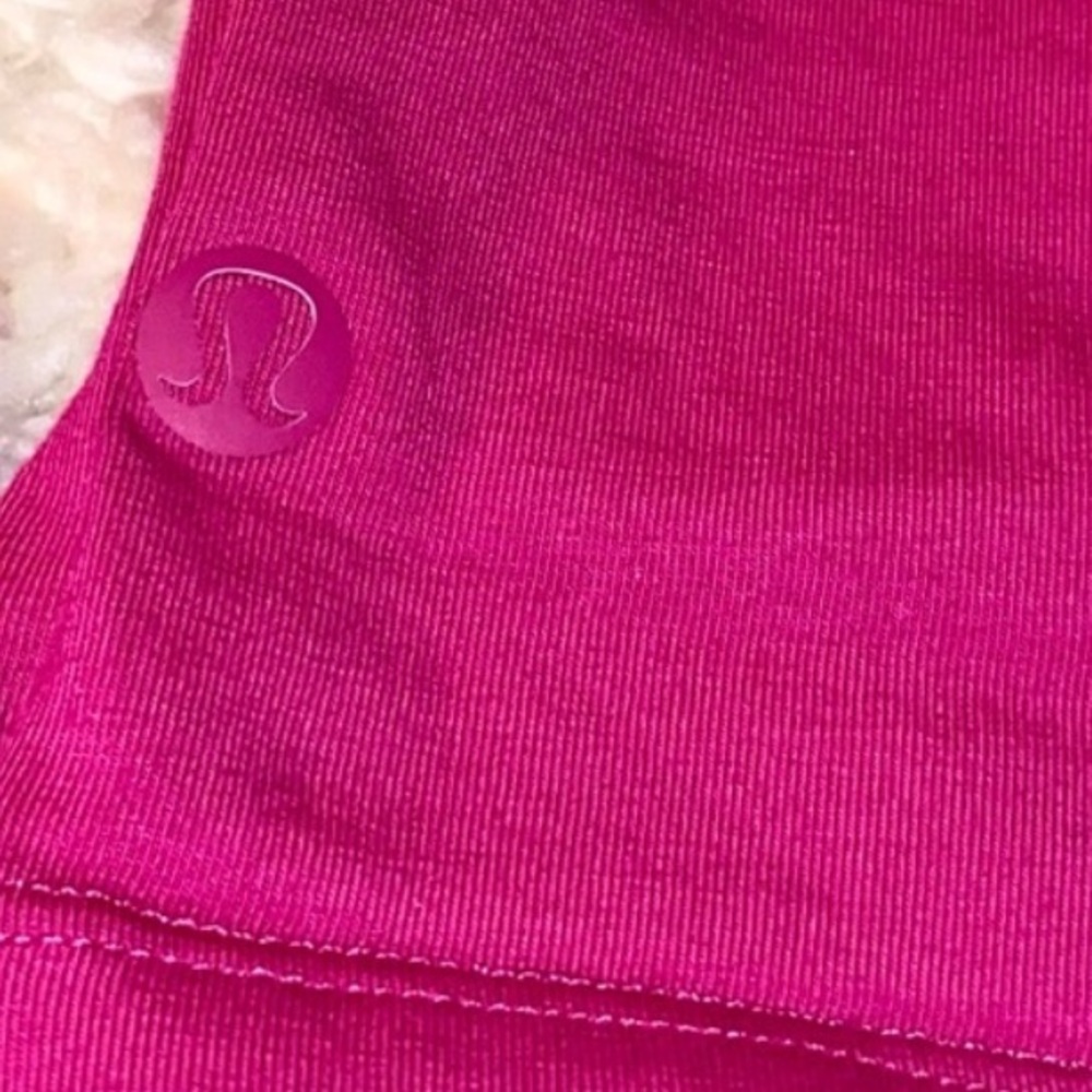 Lululemon LA Keyhole Reversible Long Sleeve Top in Ripened Raspberry - Picture 5 of 11